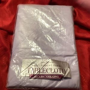 HomeTrends vinyl flannel back tablecloth 60” by 84” oblong blue
